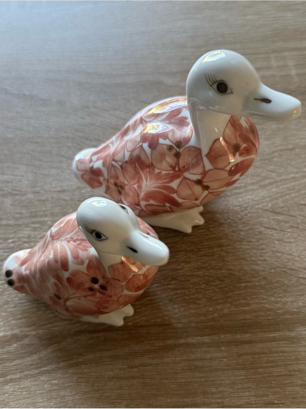 Pair Decorative Ceramic Duck Ceramic Figurines in Rose Pink Floral - Picture 8 of 9